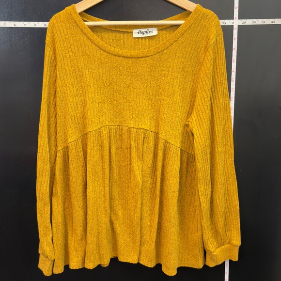 Maternity Bundle - Top (x1) and Dress (x1) - Picture 10 of 12